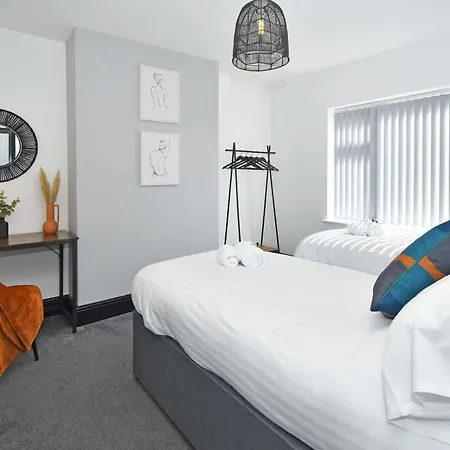 Potters Rest By Yourstays - 3 Bedroom House In Stoke-On-Trent Exterior photo