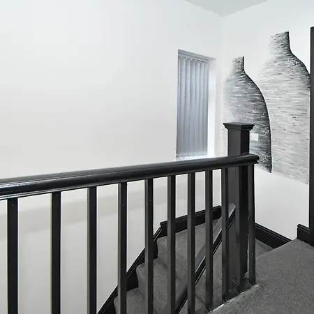 Potters Rest By Yourstays - 3 Bedroom House In Stoke-On-Trent Exterior photo
