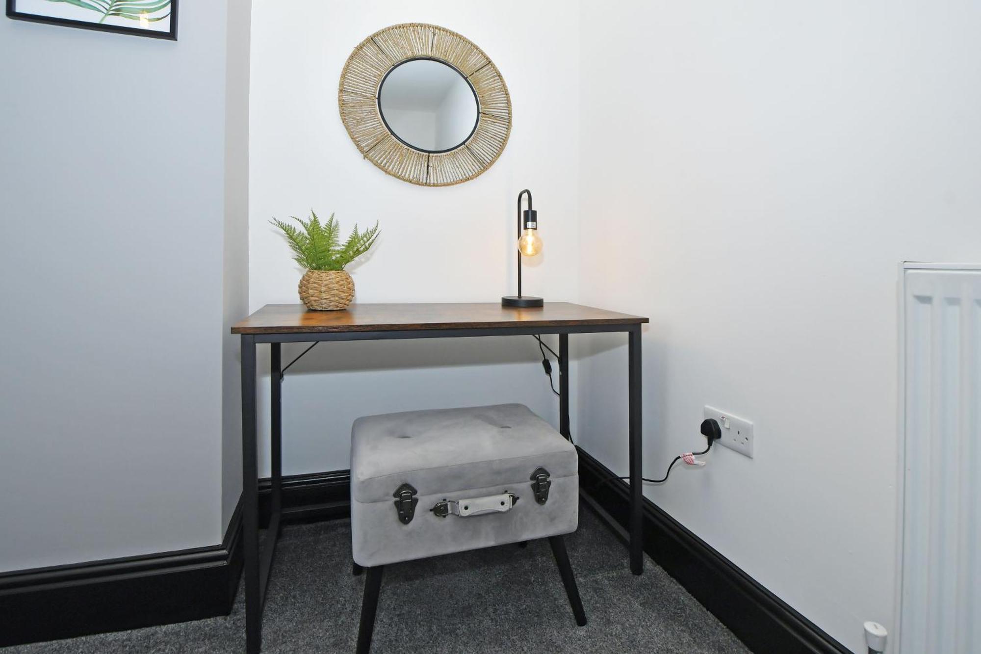 Potters Rest By Yourstays - 3 Bedroom House In Holiday home Stoke-on-Trent